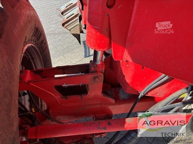 Technique de la pomme de terre Grimme SE 150-60 NBR