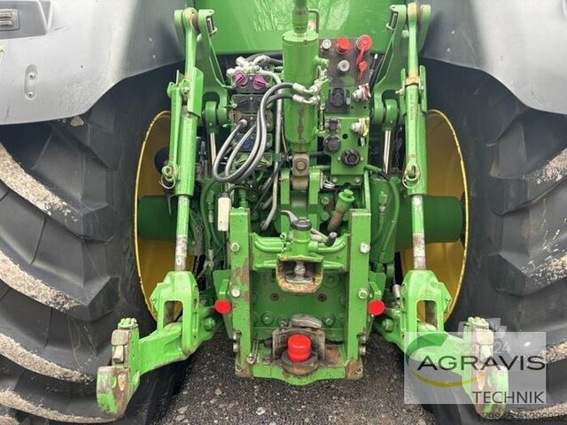 Tracteur John Deere 7310 R