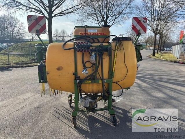 Pesticīdu smidzinātājs Amazone UF 1000