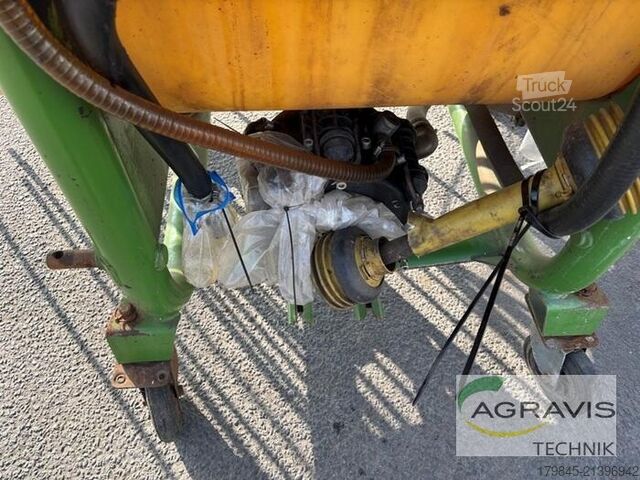 Pesticīdu smidzinātājs Amazone UF 1000