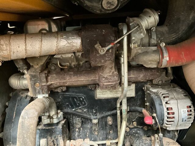 Camión volquete JCB 6 T FT