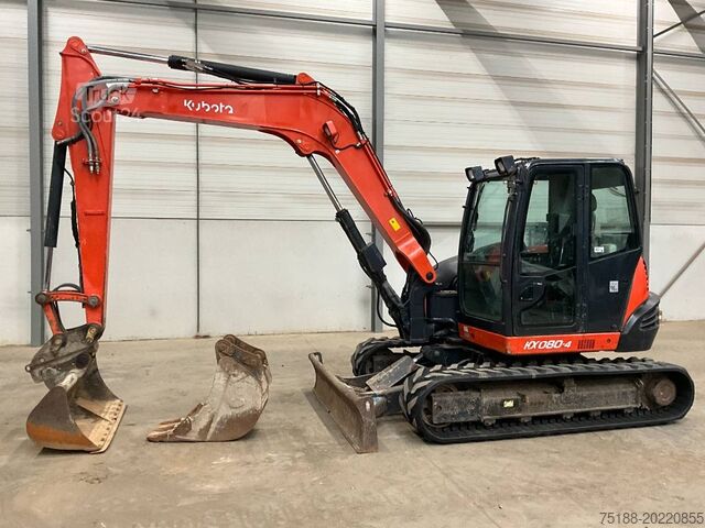 Excavadora Midi Kubota KX 080-4