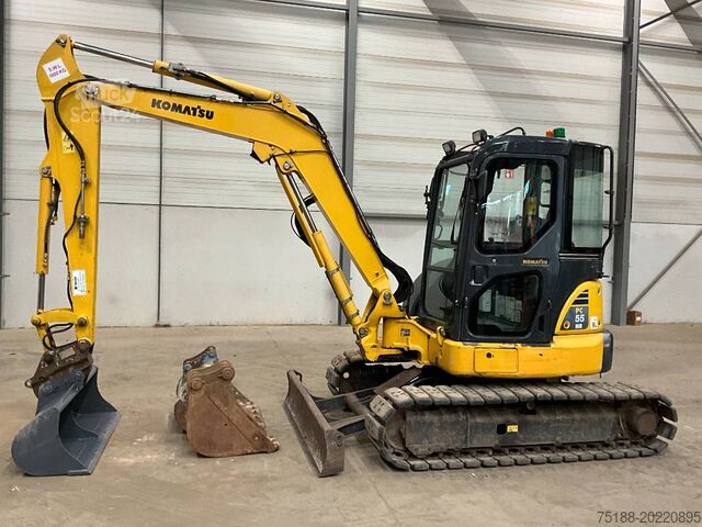 Miniexcavadora Komatsu PC 55 MR-3