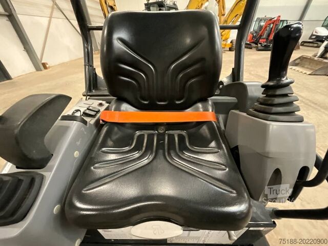 Mini excavator Kubota KX 015-4