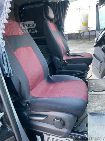 Standardní tahač Mercedes-Benz Sprinter 519 CDI 190 PS Schlafkabine LBW