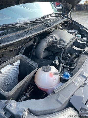 Standardní tahač Mercedes-Benz Sprinter 519 CDI 190 PS Schlafkabine LBW