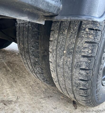 Standardní tahač Mercedes-Benz Sprinter 519 CDI 190 PS Schlafkabine LBW