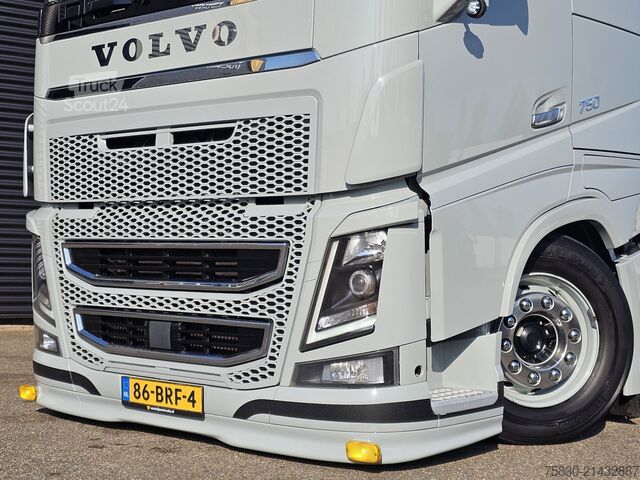 Standard-SZM Volvo FH 16.750 4x2 / RETARDER / I PARK-COOL / FULL AIR