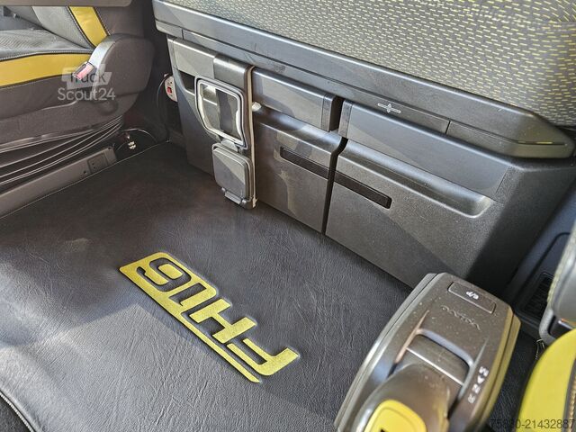 Standard-SZM Volvo FH 16.750 4x2 / RETARDER / I PARK-COOL / FULL AIR