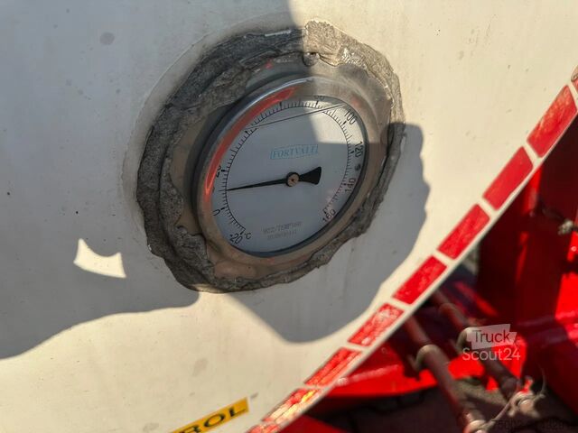 Tankcontainer Van Hool 20FT SWAP BODY / 30.800L / AMKD / L4BN / UN POR...