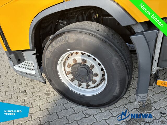 Standard-SZM Volvo FH 460 4x2 PTO + Xenon