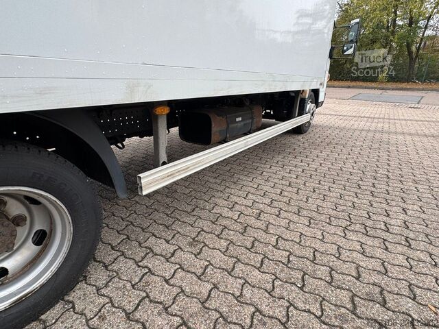 Camion caisson FUSO Canter 7C15 Koffer mit Ladebordwand