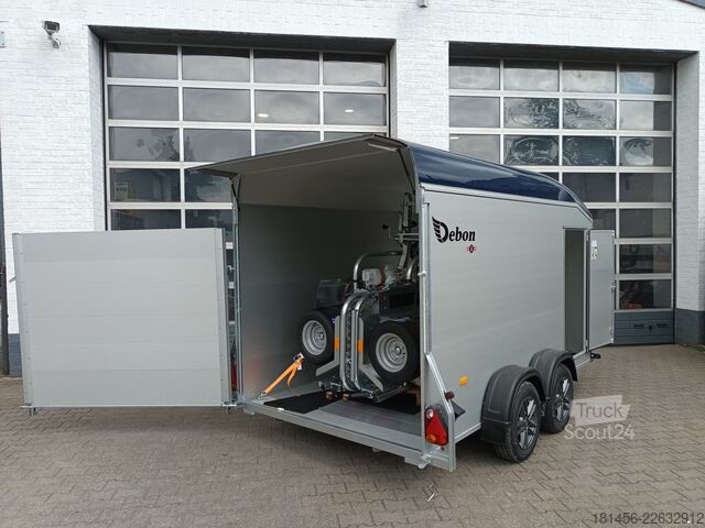 Boxtrailer Debon Trailer schön blau Roadster 700 Alufelge direkt