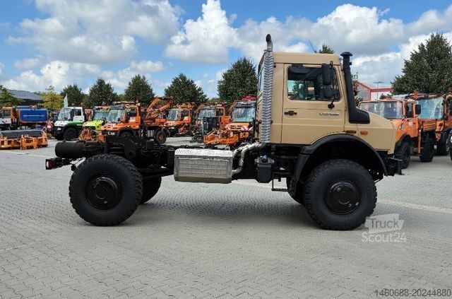 Camion per usi speciali UNIMOG Unimog U4023 Wüstensand