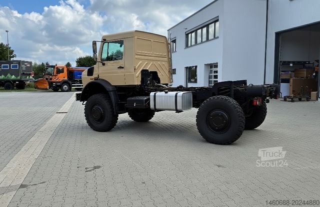 Camion per usi speciali UNIMOG Unimog U4023 Wüstensand