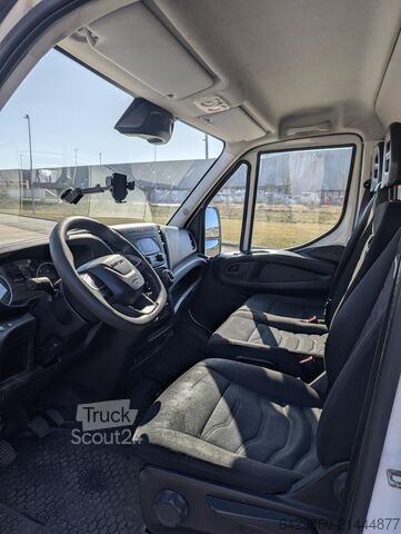 Skåpbil Iveco Daily