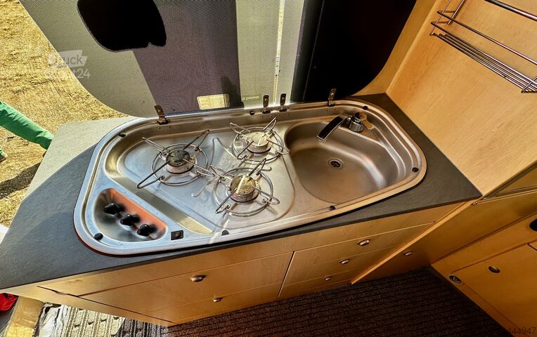 Lakóautó La Strada Avanti L