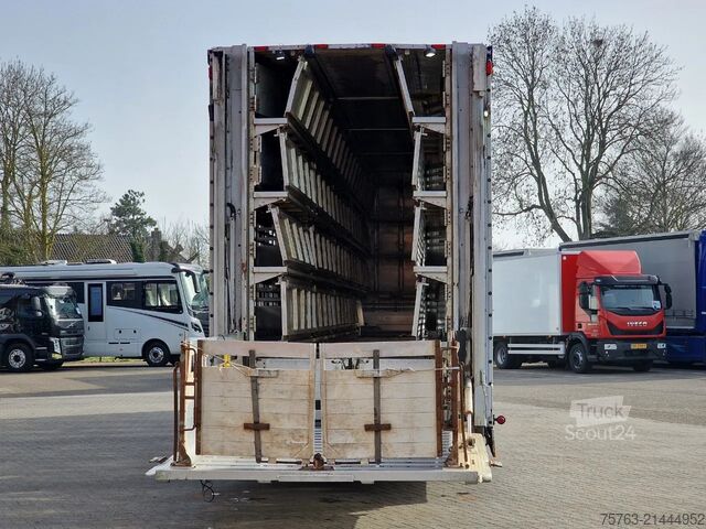 Veetransport Pezzaioli Livestock 5 deck - Water & Ventilation - Loafli...