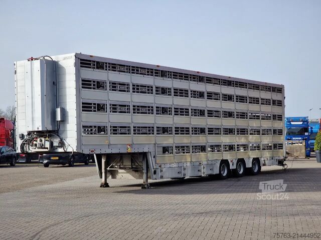 Veetransport Pezzaioli Livestock 5 deck - Water & Ventilation - Loafli...