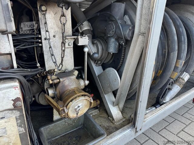 Cisterna MAN TGA 26.313, Fuel, 5 compartments, 19 M3, Pump, ADR