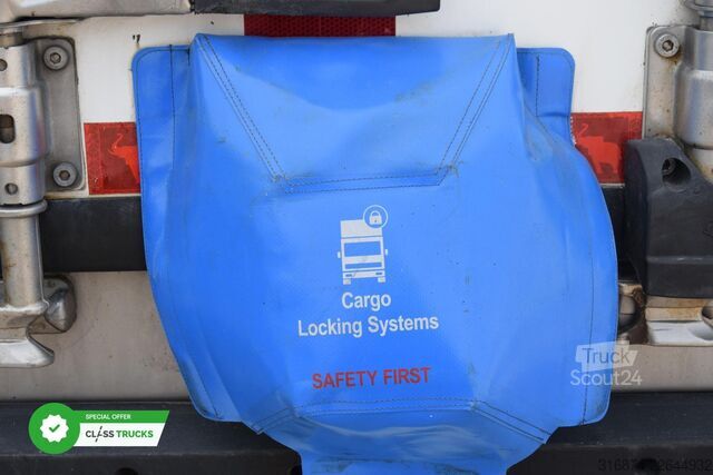 Kylmäkuljetuspuoliperävaunu SCHMITZ CARGOBULL SKO Double Deck FP60 ThermoKing SLXi 300