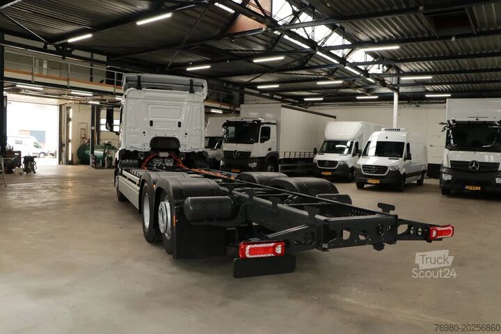 Mala Mercedes-Benz eActros 300L 6x2