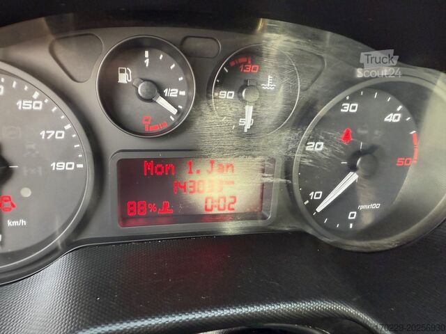 Benă fixă deschisă Iveco daily 35s12