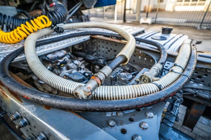 Standard-SZM MERCEDES ACTROS 1846 LS + HYDR.