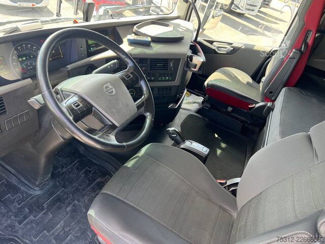 Φορτηγό πλατφόρμα με μουσαμά Volvo FH500  E6 LBW AHK 2,8m 2 Betten Kühlschrank