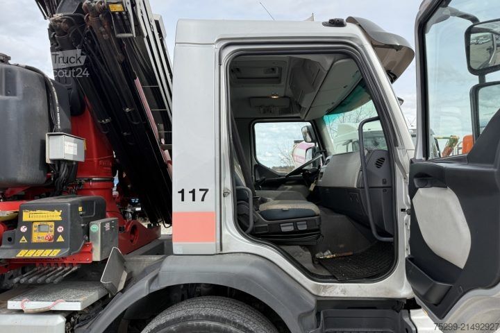 Żuraw samochodowy Volvo FE-320 6x2R Fassi 235 5-Fach