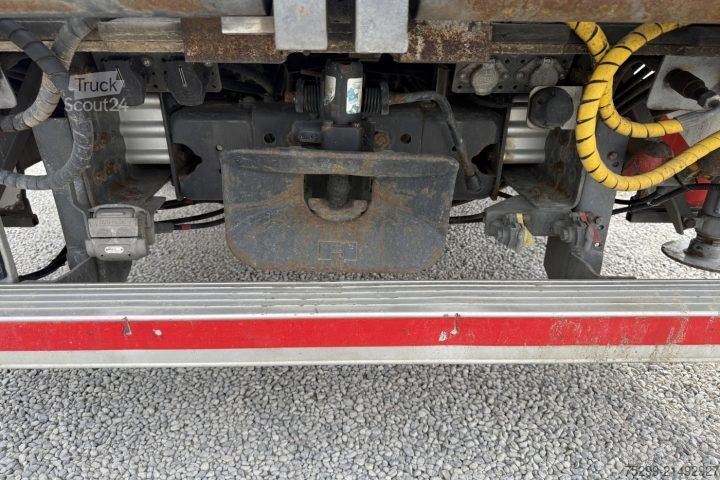 Żuraw samochodowy Volvo FE-320 6x2R Fassi 235 5-Fach