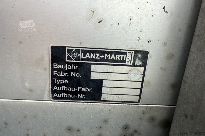 Żuraw samochodowy Volvo FE-320 6x2R Fassi 235 5-Fach