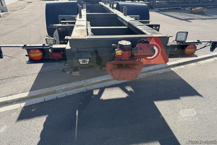 LKW-Fahrgestell YT222 4x2 Chassis-Kabine / Swiss-Vehicle
