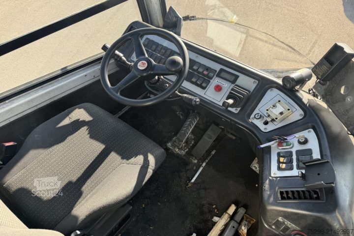 Telaio camion  YT222 4x2 Chassis-Kabine / Swiss-Vehicle