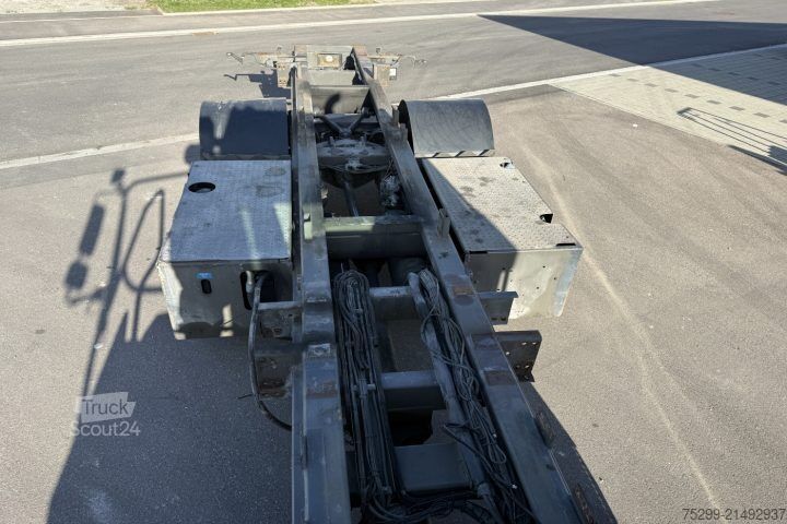 LKW-Fahrgestell YT222 4x2 Chassis-Kabine / Swiss-Vehicle