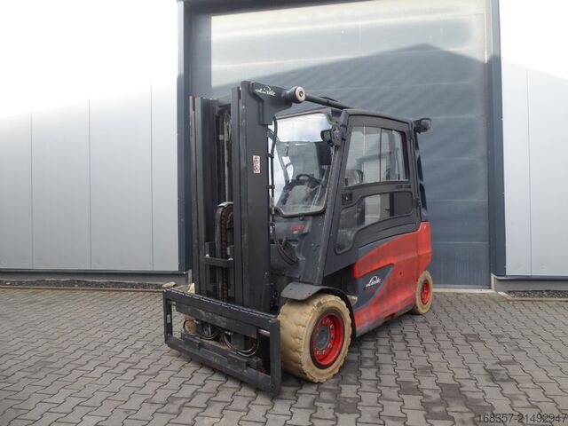 Čelni viličar Linde E50L-01/600