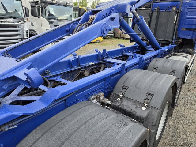 Camion benne à bras amovible VOLVO FH-440 8x4 Lift+Lenk HIAB Multilift Blat