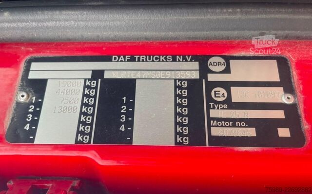 Standaard trekker DAF XF 105.460 HYDRAULIC, PTO, FRIGO