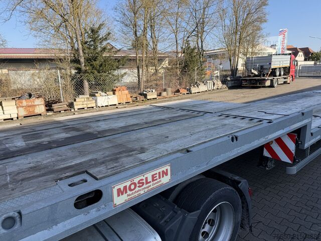 Polpriklopnik z nizko nakladalno ploščadjo Möslein STO 3 Schwebheim  3 Achs Satteltieflader Plato 45 t GGfür Fertigteile, Baumaschinen oder Container