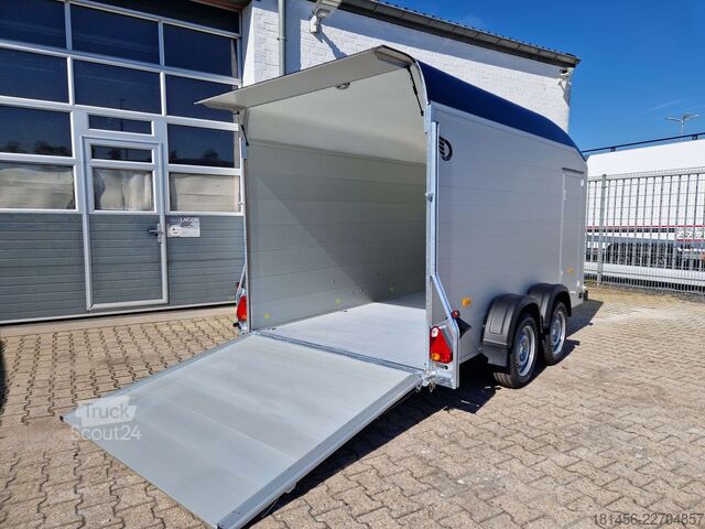 Valiza Cheval Liberté Debon Roadster C700 royalblau verfügbar mit Rampe Seitentür