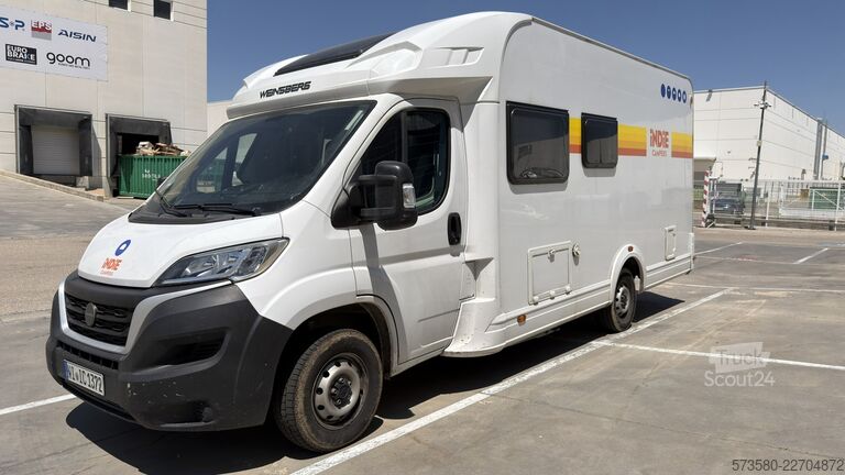Halvintegreret autocamper 2024 Fiat Ducato Weinsberg Carasuite Voll ausgestattet | Schlafplätze für 5