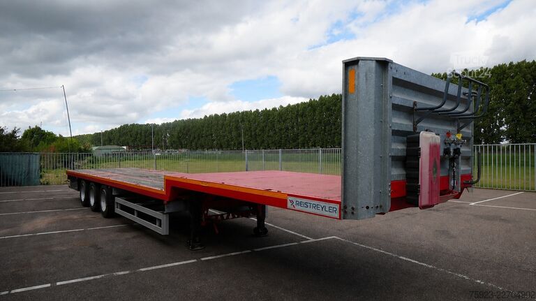 Polovični polnilnik z nizkim nakladanjem Reistreyler 3 axle semi low loader
