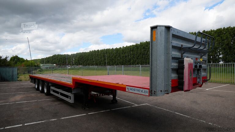 Polovični polnilnik z nizkim nakladanjem Reistreyler 3 axle semi low loader