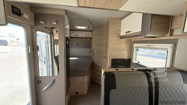 Polointegrovaný karavan 2024 Fiat Ducato Weinsberg Carasuite Voll ausgestattet | Schlafplätze für 5