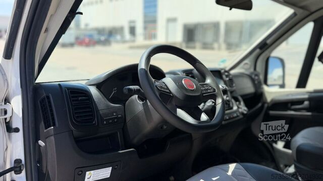 Polointegrovaný karavan 2024 Fiat Ducato Weinsberg Carasuite Voll ausgestattet | Schlafplätze für 5