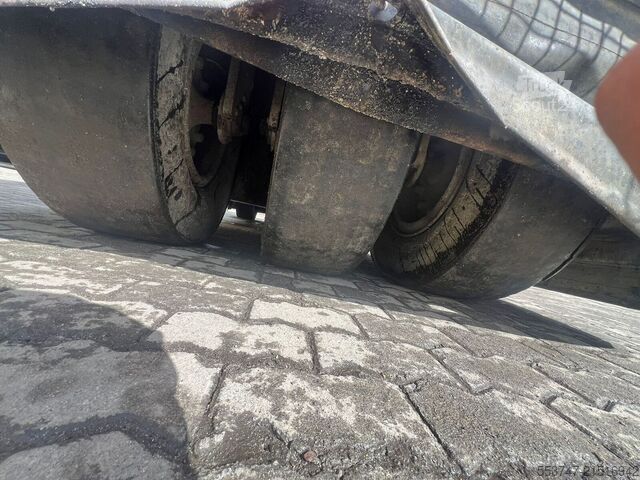 Rullo pneumatico in gomma Caterpillar PS 300 B