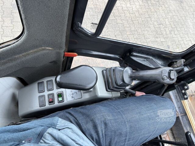 Miniekskavators Bobcat E55 MINIKOPARKA GĄSIENNICOWA