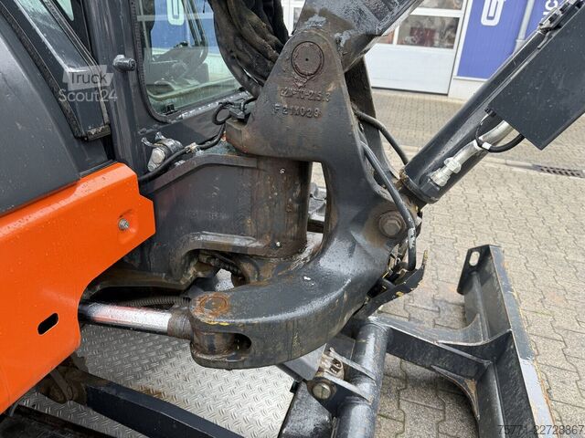 міні-екскаватор Komatsu PC58MR-5E0 MINIKOPARKA GĄSIENNICOWA