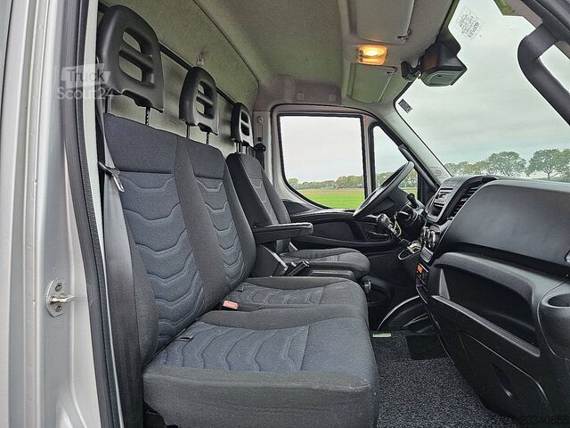 Koel-vriestransport (bestelbus) IVECO DAILY 70C18 CARRIER MEATRAILS
