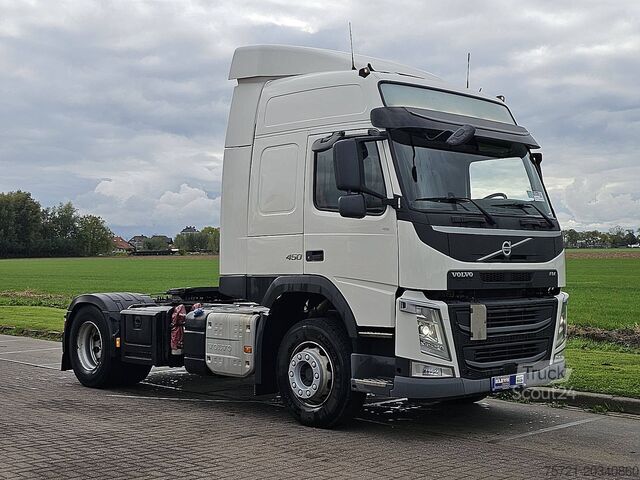Standard-SZM VOLVO FM 450 GLOBETROTTER ADR